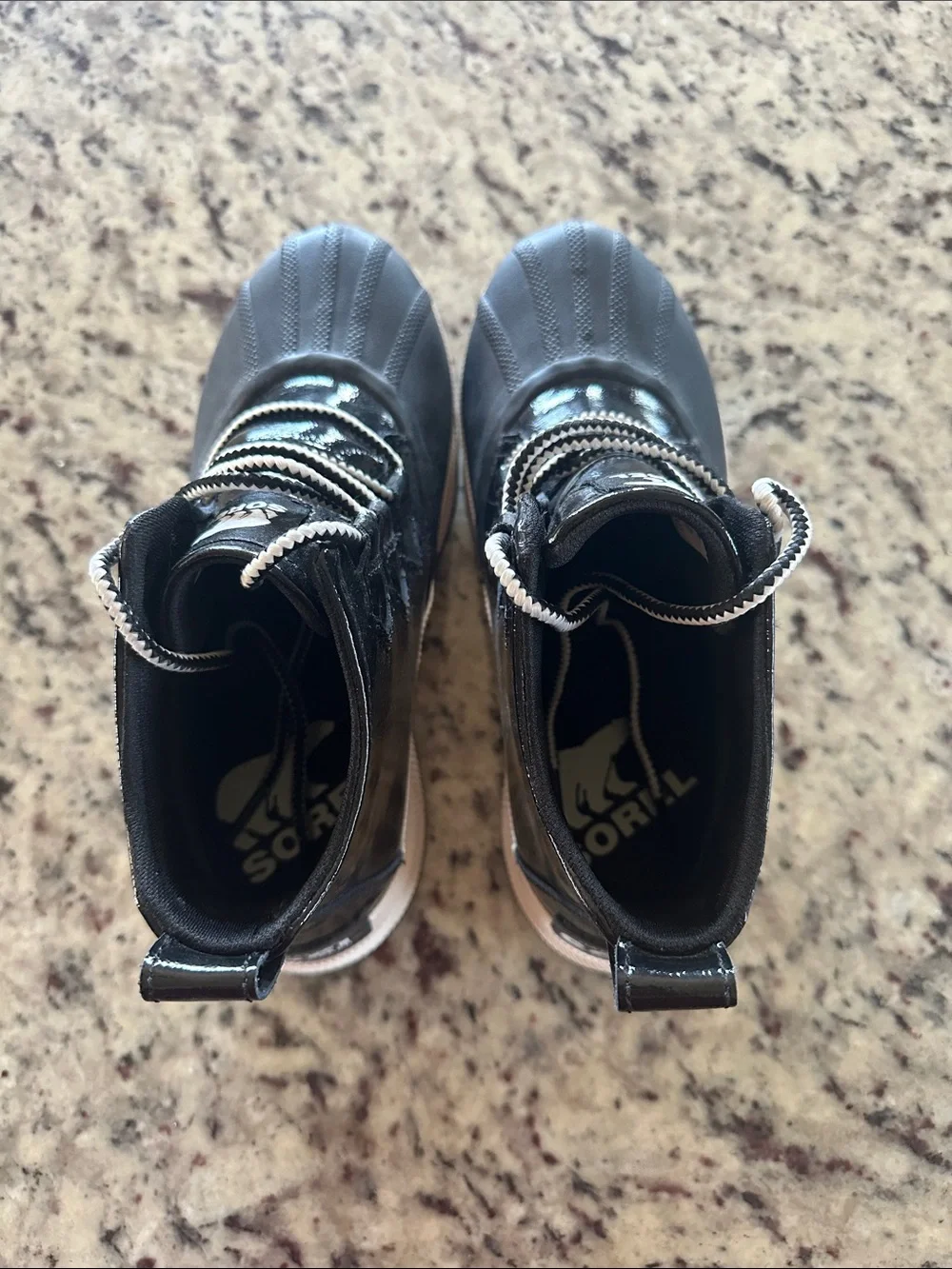 Sorel black Patent Leather Out N About III duck